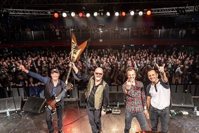 Wishbone Ash posing on stage Photo