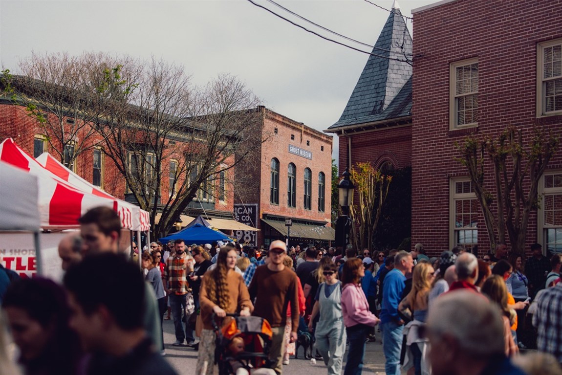 The Berlin Farmers Market every Sunday May-October Photo