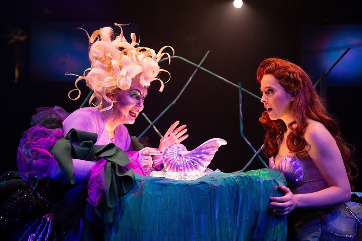 Ursula and Ariel in Disney's The Little Mermaid @TobysDinnerTheatre Photo