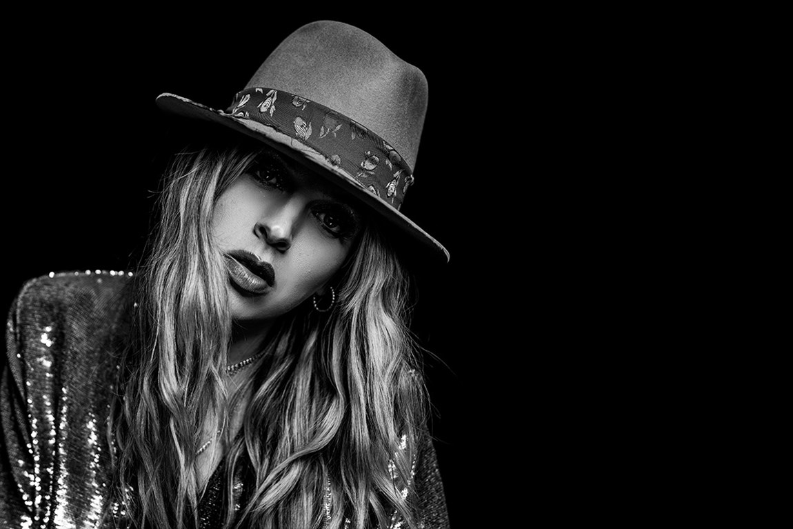 ZZ Ward Photo