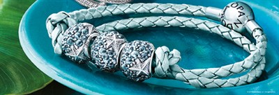 Pandora bracelet Photo