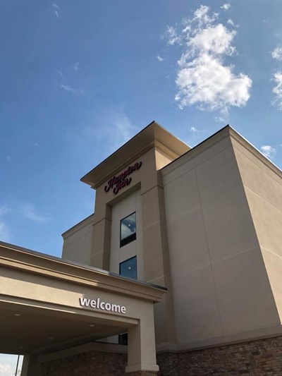 Hampton Inn-Cumberland exterior view Photo