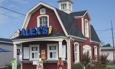 Alex's Snowcones and Ice Cream   Photo