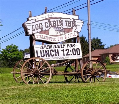 Log Cabin Inn  Photo