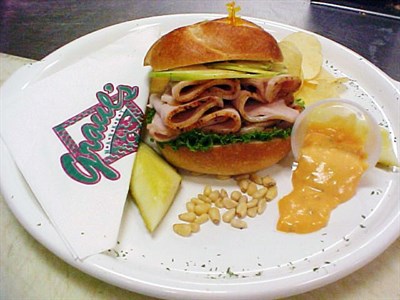 Graul's Market Photo