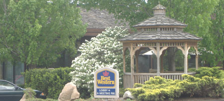 Best Western Braddock Motor Inn exterior view Photo