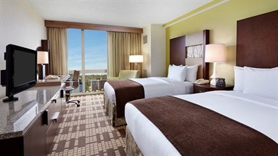Guest room (double) at DoubleTree by Hilton-Washington, DC/Silver Spring Photo