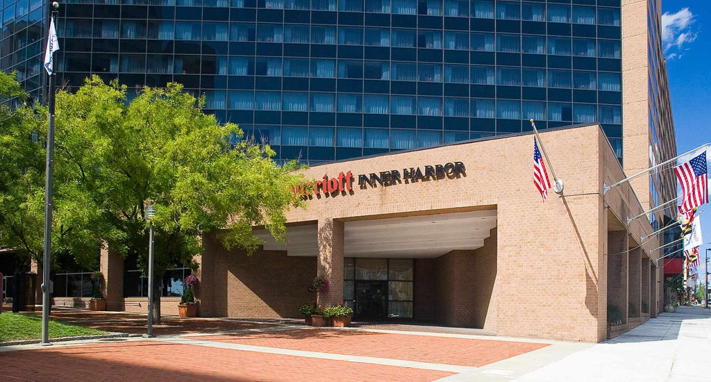 Baltimore Marriott Inner Harbor at Camden Yards Photo