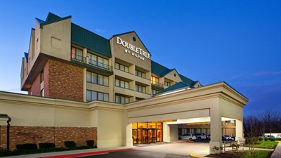 DoubleTree by Hilton Hotel-Baltimore North/Pikesville exterior view Photo