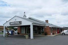 Charlotte Hall Motel exterior view Photo