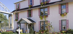 Ship Watch Inn Bed and Breakfast Photo