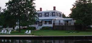 Victoriana Inn Photo