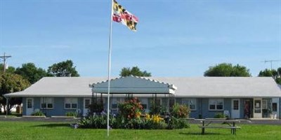 Exterior view of the Mariners Motel Photo