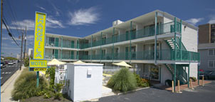 Shangri-La Motel Photo