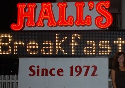 Hall's Restaurant Photo
