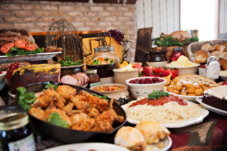 Mountaingate Family Restaurant Photo