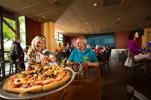 Rocky Gap Lodge-Signatures Bar and Grille Photo