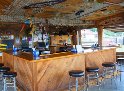 Seabreeze Restaurant interior Photo