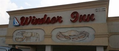 Windsor Inn Crab House signage Photo