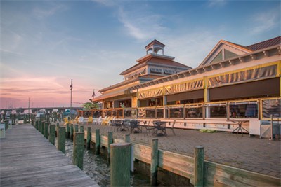 Bridges restaurant on the water Photo