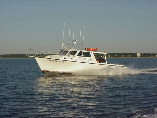 Jennifer Ann cruising the bay Photo