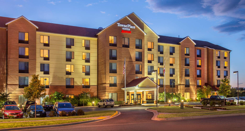 TownePlace Suites by Marriott-Frederick exterior Photo