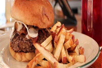 Moon Shadow burger Photo