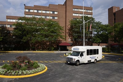 Outdoor entrance with shuttle Photo