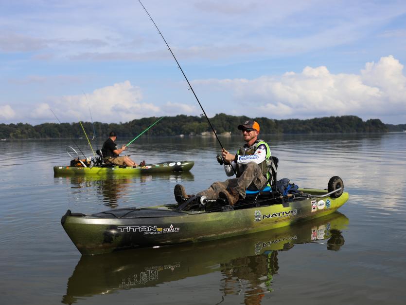 Kayak fishing and Bowfishing