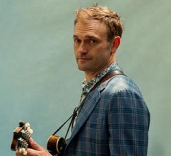Chris Thile Photo