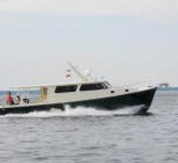 Irish Girl Boat Photo