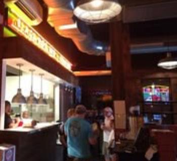 Black Hog BBQ & Bar-Urbana interior Photo