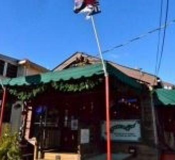 Davis's Pub Photo