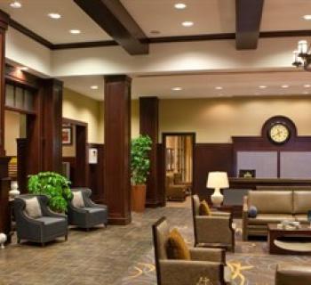 Sheraton Baltimore Washington Airport Hotel-BWI lobby area Photo
