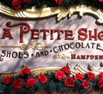 Ma Petite Shoe sign Photo