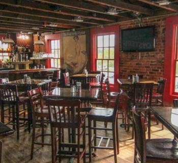 Black Eyed Suzies interior view Photo