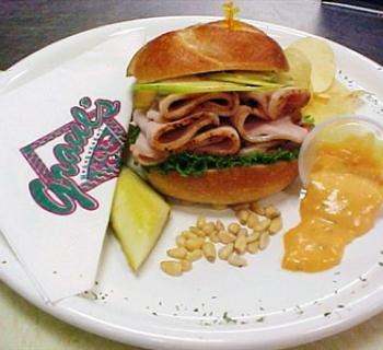 Graul's Market Photo