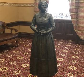 Harriet Tubman Statue at the Maryland State House Photo
