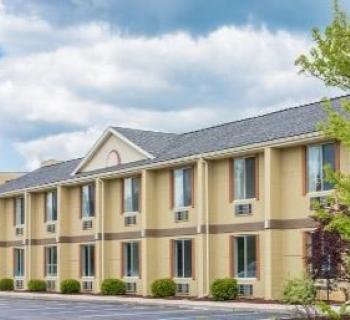 Quality Inn & Suites-Frostburg exterior view Photo