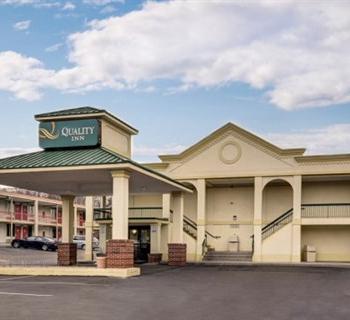 Quality Inn-Takoma Park exterior Photo