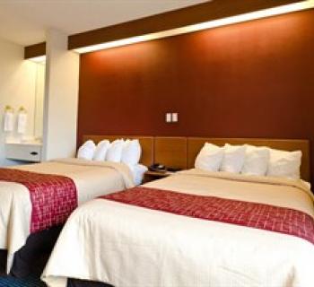 Californina Inn guest room Photo