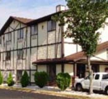 Patuxent Inn-La Plata Photo