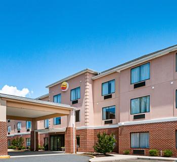 Comfort Inn & Suites-Cambridge exterior Photo