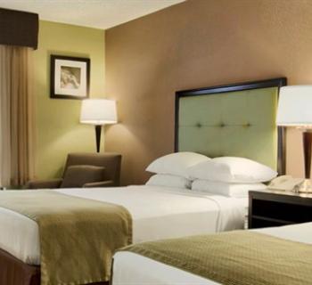 Interior room at Days Inn-Inner Harbor Hotel Photo