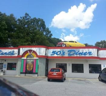 Bert's Restaurant & 50's Drive In Photo