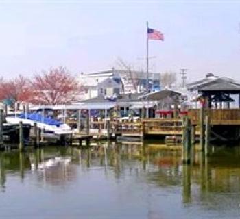 Hard Yacht Café exterior view Photo