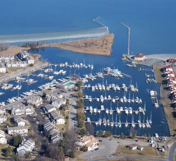 Castle Harbor Marina Photo