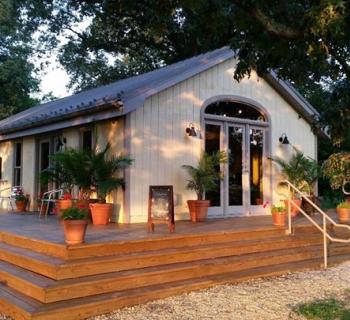 Perigeaux Vineyards & Winery tasting room Photo