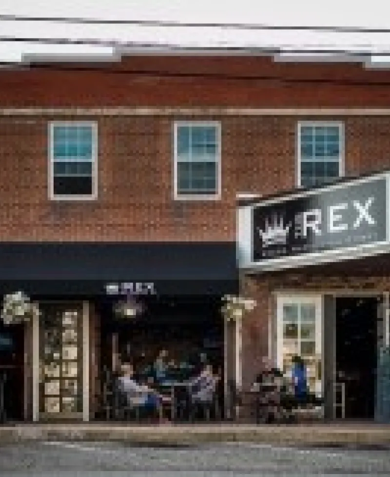 The Rex exterior view Photo