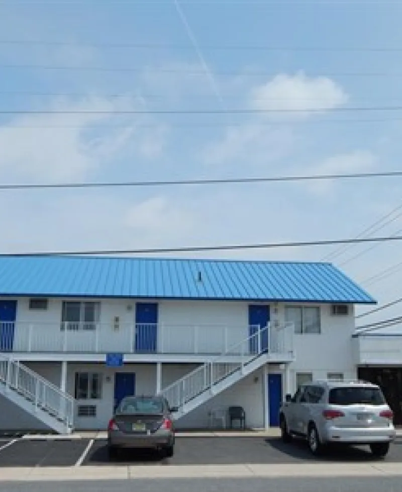 Coastal Inn Photo